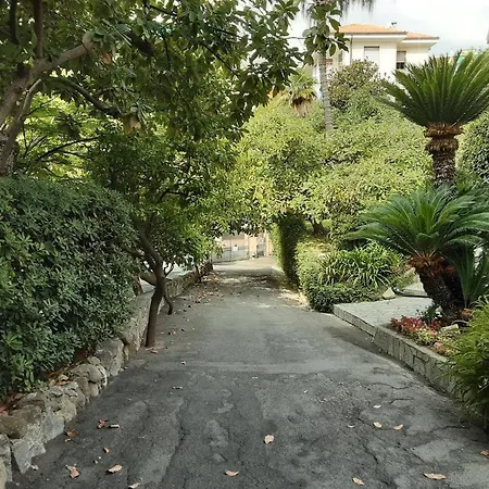 Villetta Meridiana Daire *